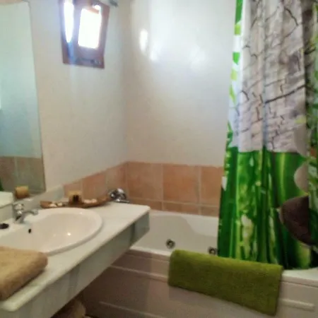 Apartman Alma *